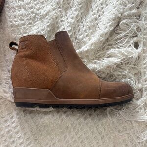 Sorel Joan Rhapsody Brown Ankle Boots